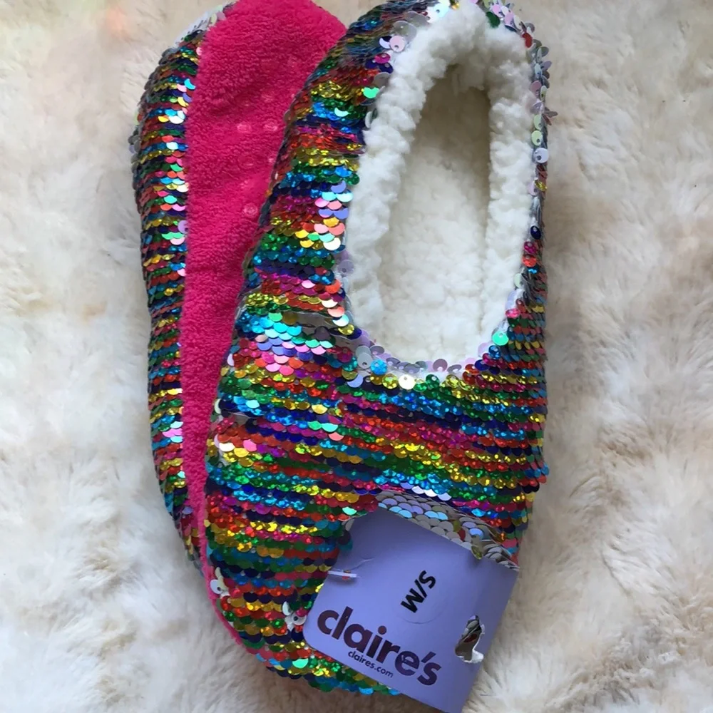 Magical Sequin Unicorn Slippers Reversible Sparkle, Faux Sherpa Lining Size S/M